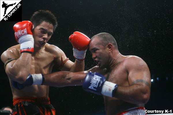  Hiraku Hori, Jason Suttie (K-1 World Grand Prix 2006 in Auckland)