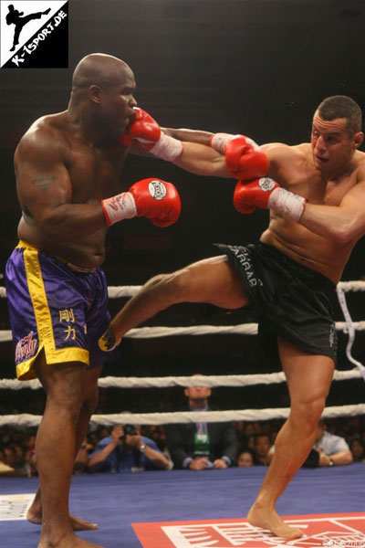  Gary Goodridge, Chalid 'Die Faust' (K-1 World Grand Prix 2006 in Las Vegas)