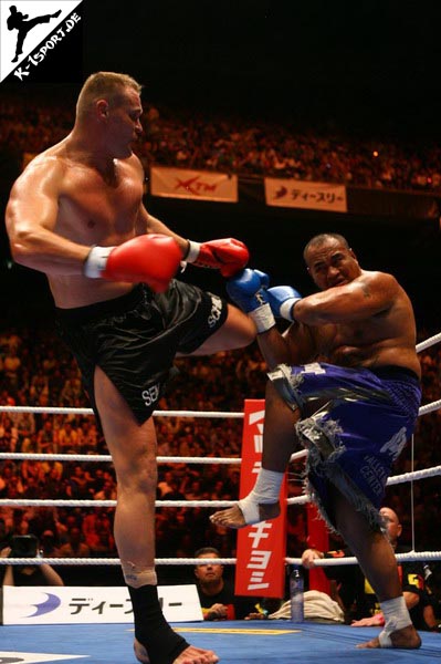 Semmy Schilt vs. Mighty Mo