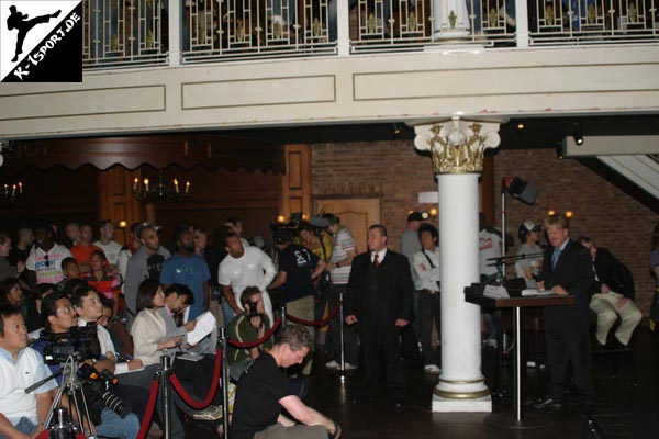 Pressekonferenz  (K-1 World Grand Prix 2007 in Amsterdam)