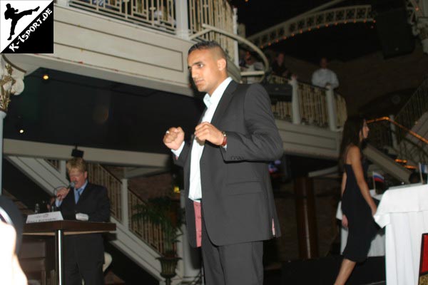 Pressekonferenz (Mourad Bouzidi) (K-1 World Grand Prix 2007 in Amsterdam)