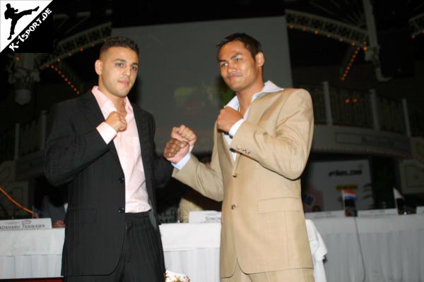 Press Conference (Tarik El Idrissi, Pajonsuk) (K-1 World Grand Prix 2007 in Amsterdam)