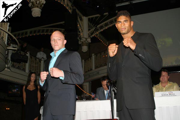 Pressekonferenz (Micheal Knaap, Alistair Overeem) (K-1 World Grand Prix 2007 in Amsterdam)