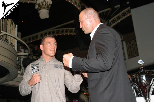 Press Conference (Brecht Wallis, Bjorn Bregy) (K-1 World Grand Prix 2007 in Amsterdam)