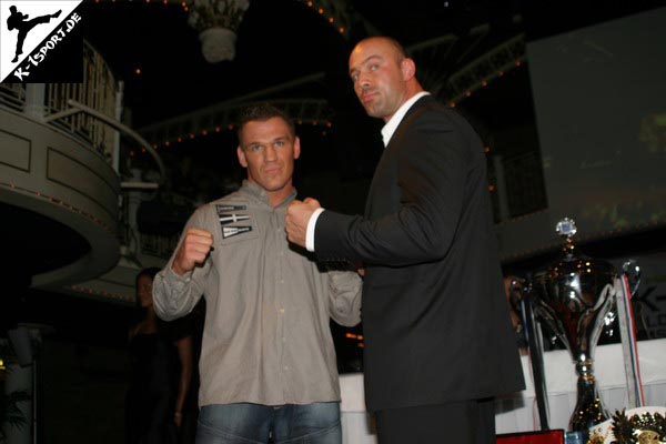 Press Conference (Brecht Wallis, Bjorn Bregy) (K-1 World Grand Prix 2007 in Amsterdam)