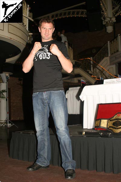 Pressekonferenz (Maksim Neledva) (K-1 World Grand Prix 2007 in Amsterdam)