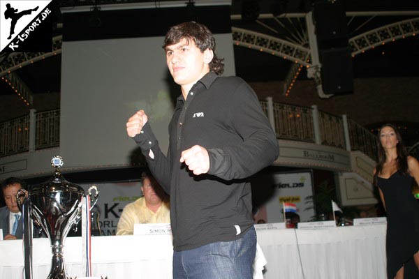 Pressekonferenz (Magomed Magomedov) (K-1 World Grand Prix 2007 in Amsterdam)