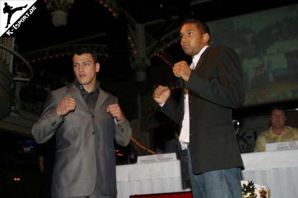 Pressekonferenz (Zabit Samedov, James Phillips) (K-1 World Grand Prix 2007 in Amsterdam)