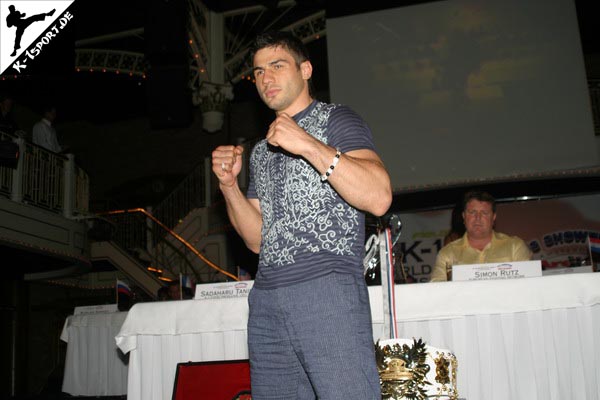 Pressekonferenz (Ruslan Karaev) (K-1 World Grand Prix 2007 in Amsterdam)