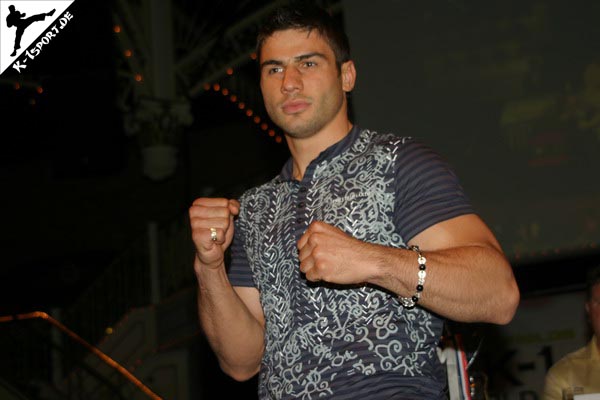 Press Conference (Ruslan Karaev) (K-1 World Grand Prix 2007 in Amsterdam)