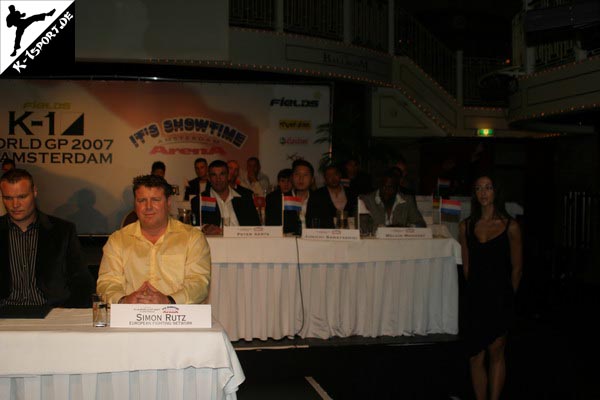 Press Conference (Semmy Schilt, Peter Aerts, Junichi Sawayashiki, Melvin Manhoef) (K-1 World Grand Prix 2007 in Amsterdam)