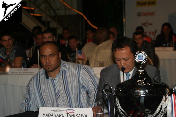 Pressekonferenz (Ruslan Karaev, Mighty Mo, Nicolas Vermont, Bob Sapp, Zabit Samedov, Hakim Gouram) (K-1 World Grand Prix 2007 in Amsterdam)