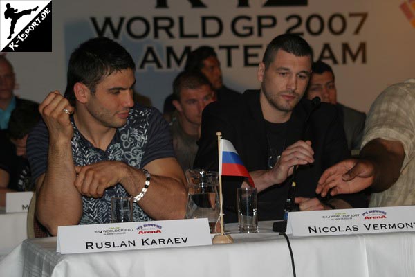 Pressekonferenz (Ruslan Karaev, Nicolas Vermont) (K-1 World Grand Prix 2007 in Amsterdam)