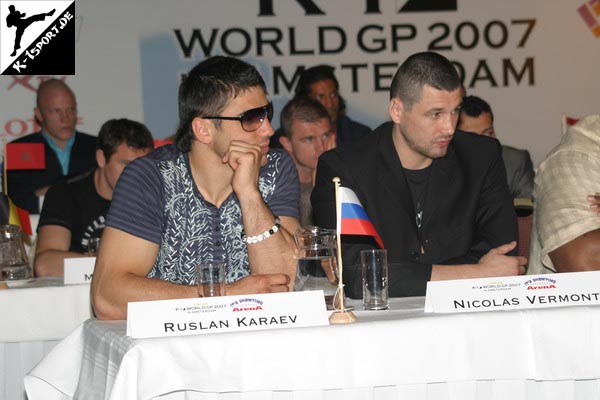 Pressekonferenz (Ruslan Karaev, Nicolas Vermont) (K-1 World Grand Prix 2007 in Amsterdam)