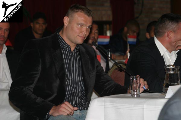 Pressekonferenz (Semmy Schilt) (K-1 World Grand Prix 2007 in Amsterdam)