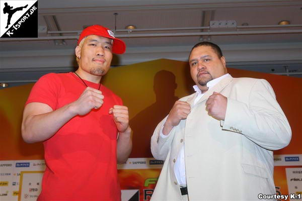 Pressekonferenz (Hong-man Choi, Akebono) (K-1 World Grand Prix 2006 in Sapporo)