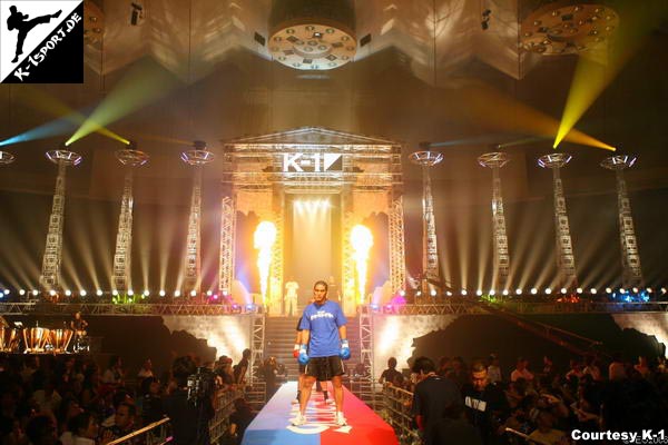 Opening Ceremony (Tsuyoshi Nakasako) (K-1 World Grand Prix 2006 in Sapporo)
