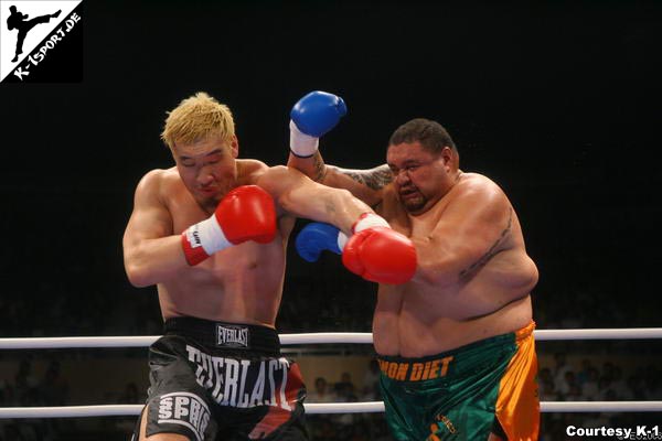  Hong-man Choi, Akebono (K-1 World Grand Prix 2006 in Sapporo)