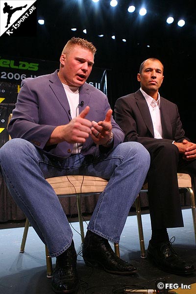  Brock Lesnar, Royce Gracie (K-1 World Grand Prix 2006 in Las Vegas II)