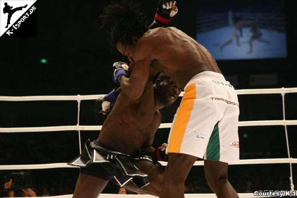  Bernard Ackah, Melvin Manhoef (Hero's Middleweight Tournament Opening Round 2007)