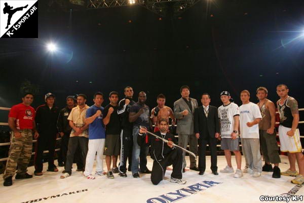 All Fighters Post Event (Alexandre Franca Nogueira, Hideo Tokoro, Shuichiro Katsumara, Artur Umakhanov, Katsuhiko Nagata, Vitor Ribeiro, Ralek Gracie, Melvin Manhoef, Taiei Kin, Black Mamba, Caol Uno, Kazuyuki Miyata, Andre Dida) (Hero's Middleweight Tournament Opening Round 2007)