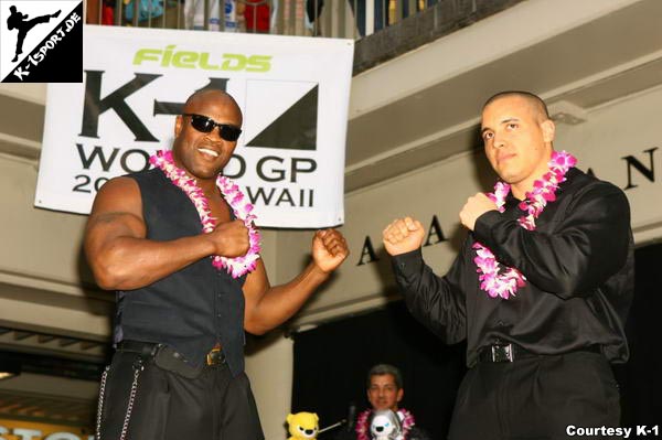 Pressekonferenz (Gary Goodridge, Patrick Barry) (K-1 World Grand Prix 2007 in Hawaii)