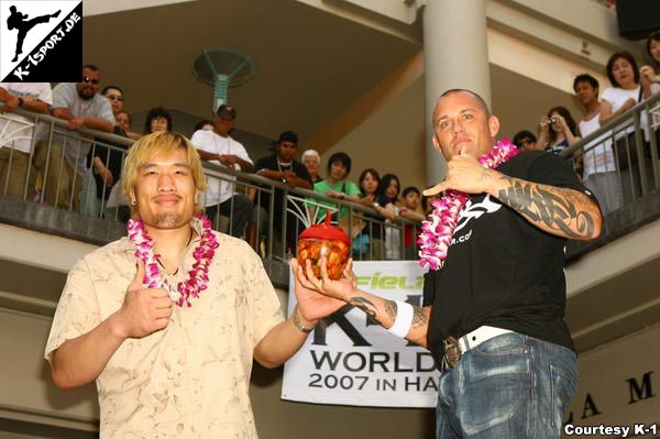 Pressekonferenz (Hong-man Choi, Mike Malone) (K-1 World Grand Prix 2007 in Hawaii)