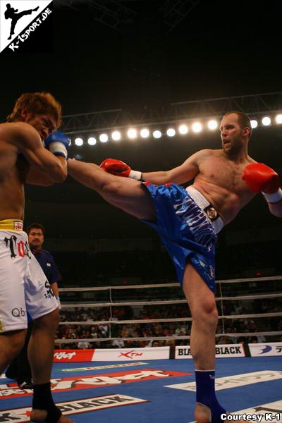  Tatsufumi Tomihira, Alexander Pitchkounov (K-1 World Grand Prix 2007 in Hawaii)
