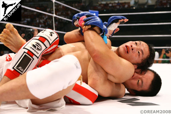 Caol Uno vs. Shinya Aoki