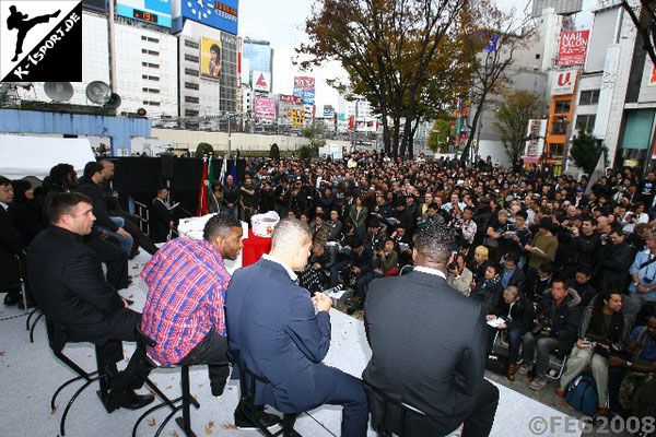 Press Conference, Shinjuku Square (Ewerton Teixeira, Peter Aerts, Ruslan Karaev, Jerome Le Banner, Errol Zimmerman, Gokhan Saki, Remy Bonjasky) (K-1 WORLD GRAND PRIX 2008 FINAL)