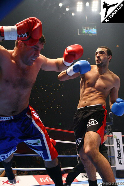  Peter Aerts, Badr Hari (K-1 WORLD GRAND PRIX 2008 FINAL)