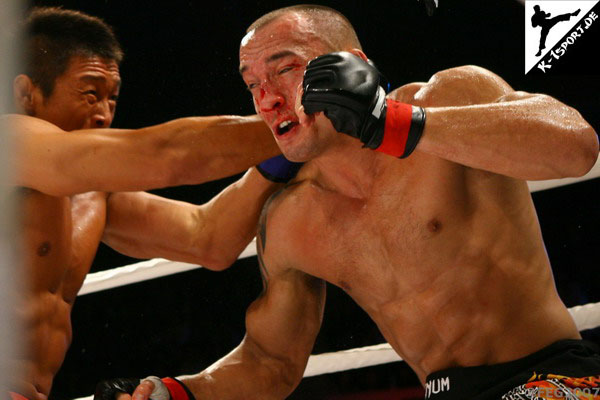  Yoshihiro Akiyama, Denis Kang (Olympia Hero's 2007 in Korea)