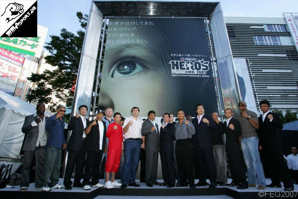 Pressekonferenz (Melvin Manhoef, Bibiano Fernandes, Kazushi Sakuraba, J.Z. Calvan, Sergey Kharitonov, Caol Uno, Dong Sik Yoon, Minowaman, Zelg Galesic, Rickson Gracie, Andre Dida, Alistair Overeem, Katsuyori Shibata) (Hero's Middleweight Tournament FINAL 2007)