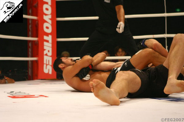  Dong Sik Yoon, Zelg Galesic (Hero's Middleweight Tournament FINAL 2007)
