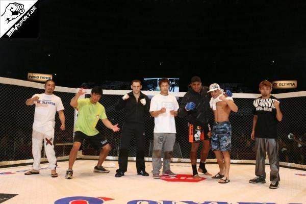 Closing Ceremony (Yoshiro Maeda, Katsuyori Shibata, Marius Zaromskis, Kuniyoshi Hironaka, Alistair Overeem, Eddie Alvarez, Keisuke Fujiwara) (DREAM.12)