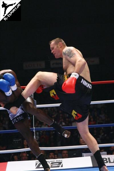  Remy Bonjasky, Semmy Schilt (K-1 WORLD GRAND PRIX 2009 FINAL)